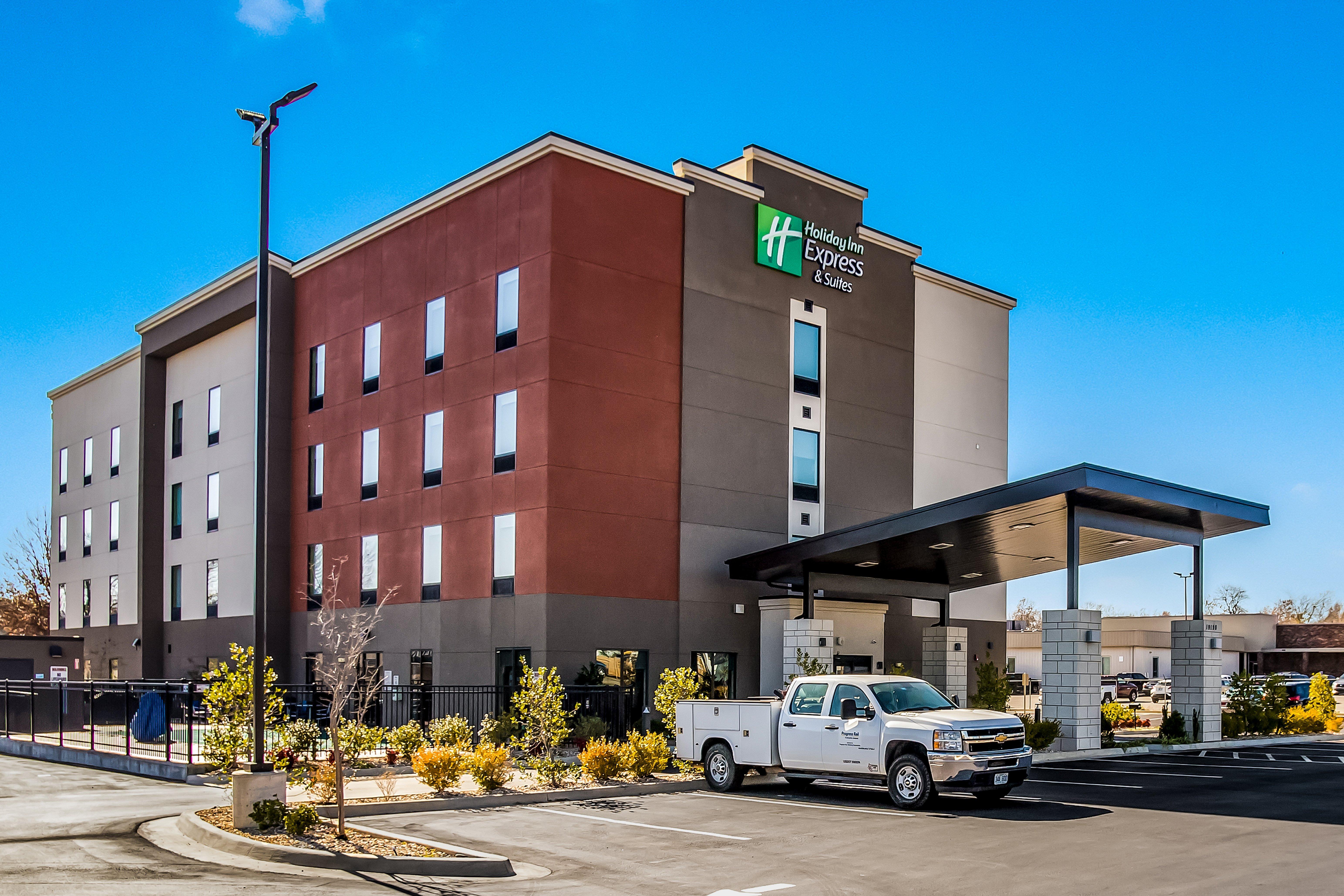 Holiday Inn Express & Suites Tulsa East - Catoosa By Ihg Esterno foto