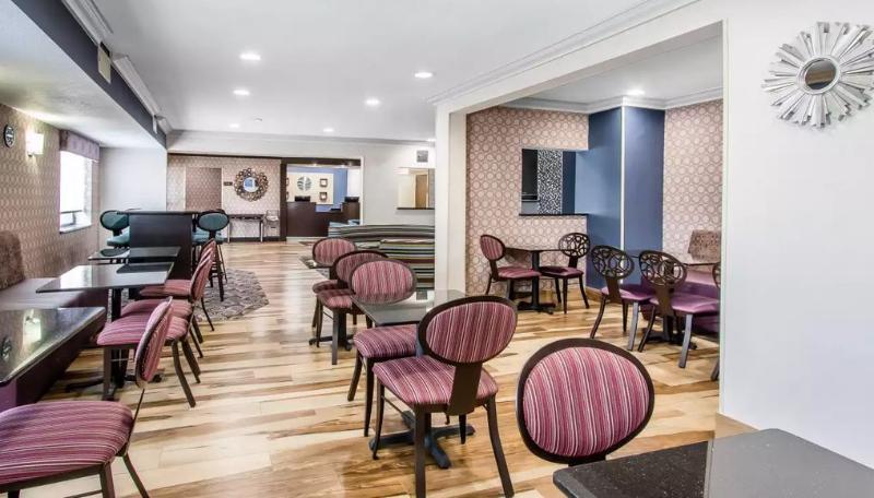Holiday Inn Express & Suites Tulsa East - Catoosa By Ihg Esterno foto